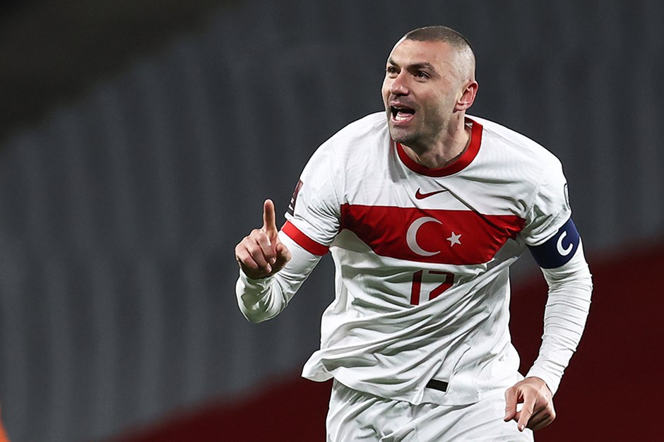 Burak Yılmaz mancinikla ülke dışına firlatilsin