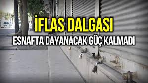 Haftasonu yasağında marketler açık,esnaf kapalı! Esnaf iflasın eşiğinde.
