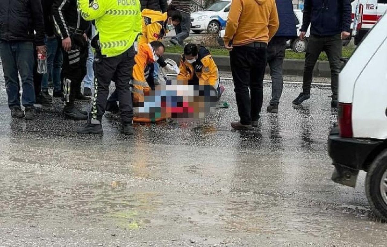 Bergama/İZMİR Bayatlı Mevkiine üst geçit istiyoruz. Ölümlü Kazalar son Bulsun!