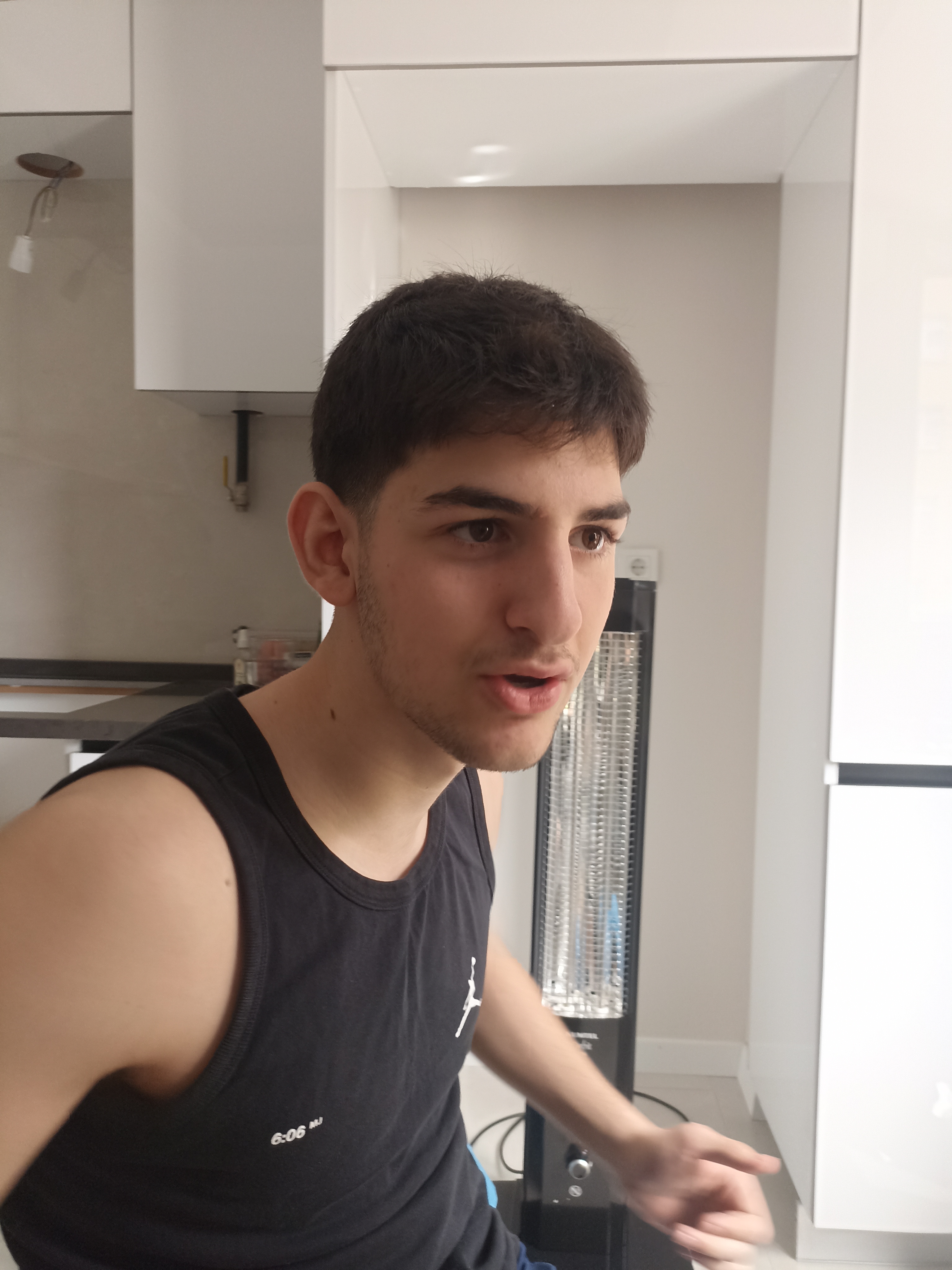 ADNAN EREN ULUPINAR'IN VEET KULLANMASINI İSTİYORUZ