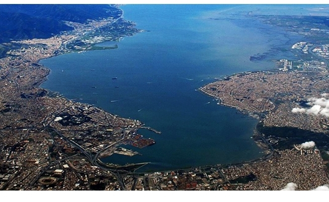 İzmir körfezi BALIK TUTMA YASAĞI KALKSIN