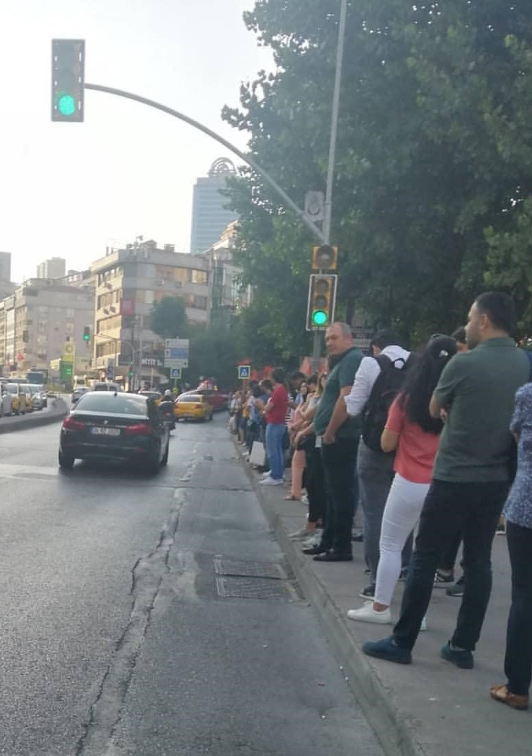 şişli, mecidiyeköy'den fulya bölgesine acil ulaşım aracı konulsun #sislibelediyesi #istanbulbüyüksehirbelediyesi