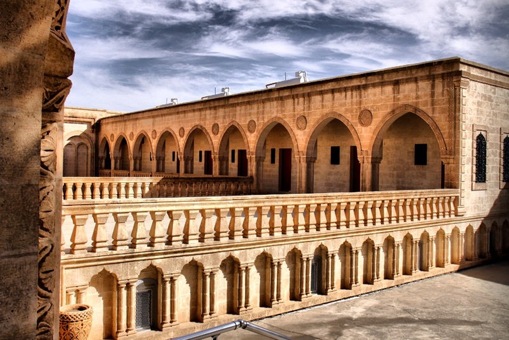 SÜRYANİ ORTODOKS MOR GABRİEL MANASTIRNIN KAMULAŞTIRMASINA HAYIR