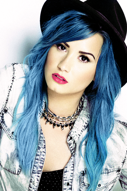 DEMİ LOVATO TURKİYE YE GELSİN