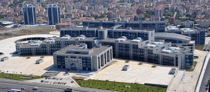 ADLİYE ÇALIŞANLARININ FAZLA MESAİ, HAVUZ ÜCRETLERİ GERİ ÖDENSİN,ÜCRETSİZ YEMEK VE ULAŞIM İSTİYORUZ.