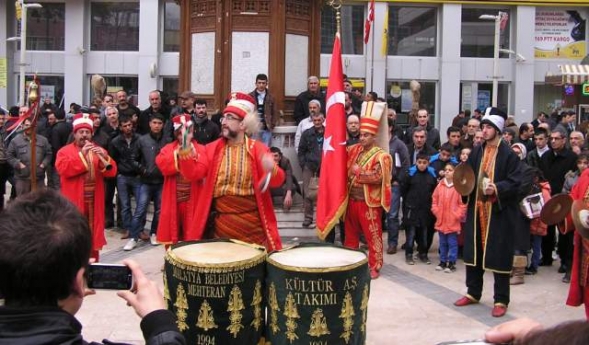MALATYA Belediyesi Mehter Takımı Kapatılmasın !