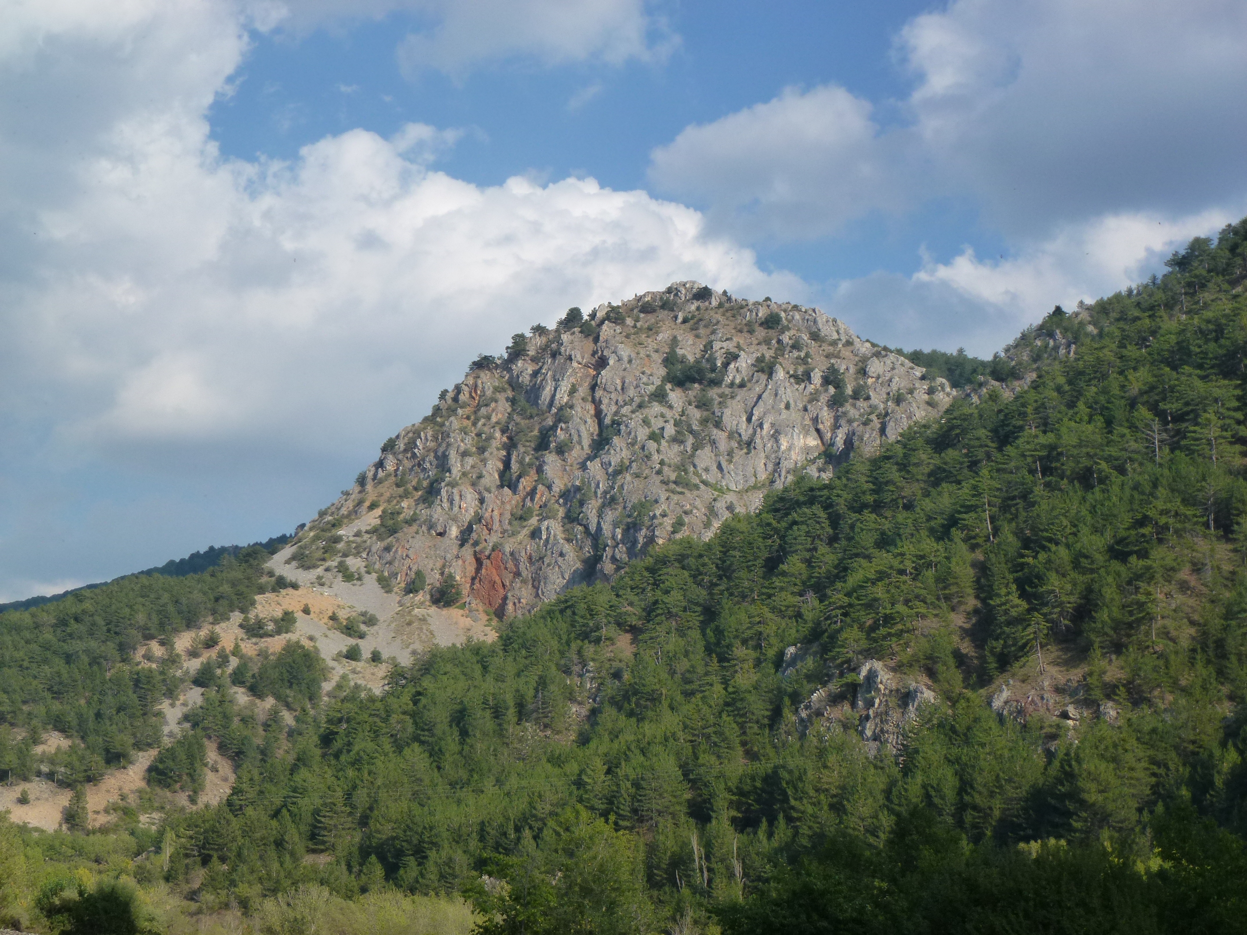 ILGAZ YUVADERESİ KIZILKAYA YA TAŞ OCAĞI İSTEMİYORUZ