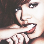 RIHANNA TÜRKİYE'YE GELSİN